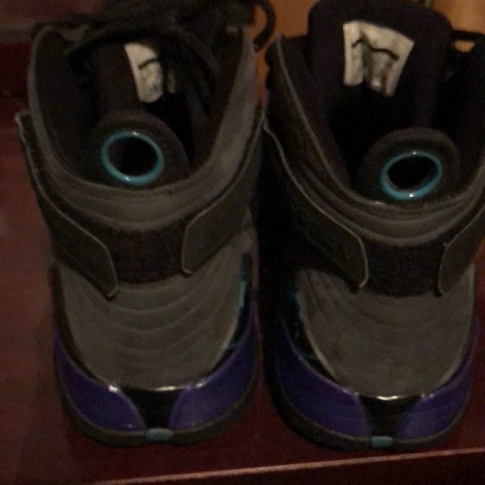 Used Jordan’s men’s size 10